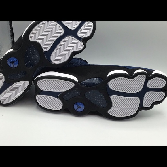 Jordan 13 size 12 new with box - Picture 3 of 5